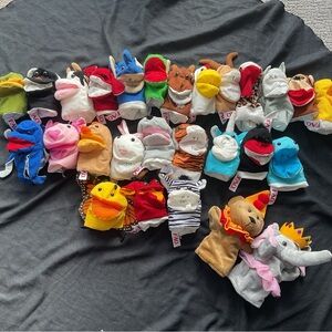 FOA Schwarz Colorful Alphabet Animal Hand Puppets Set ( missing L) 2 extras